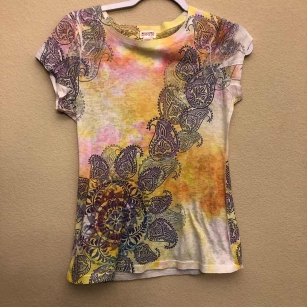 Mossimo tshirt size Medium